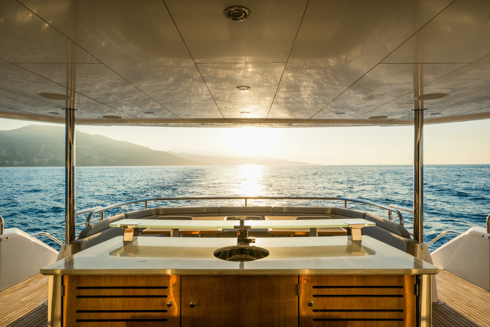 2018 Sunseeker Sunseeker 116 Yacht - Image 16