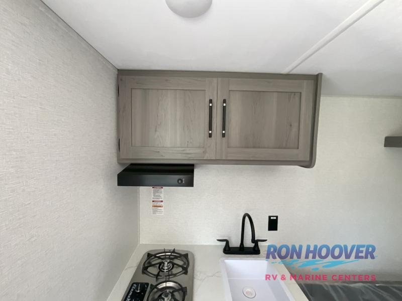 2025 KEYSTONE 140RE - Image 9