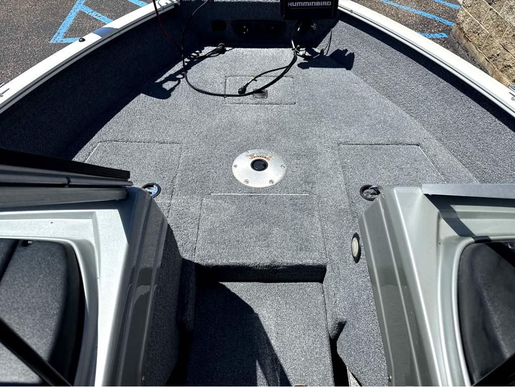 2018 Tracker Pro Guide V165 - Image 20