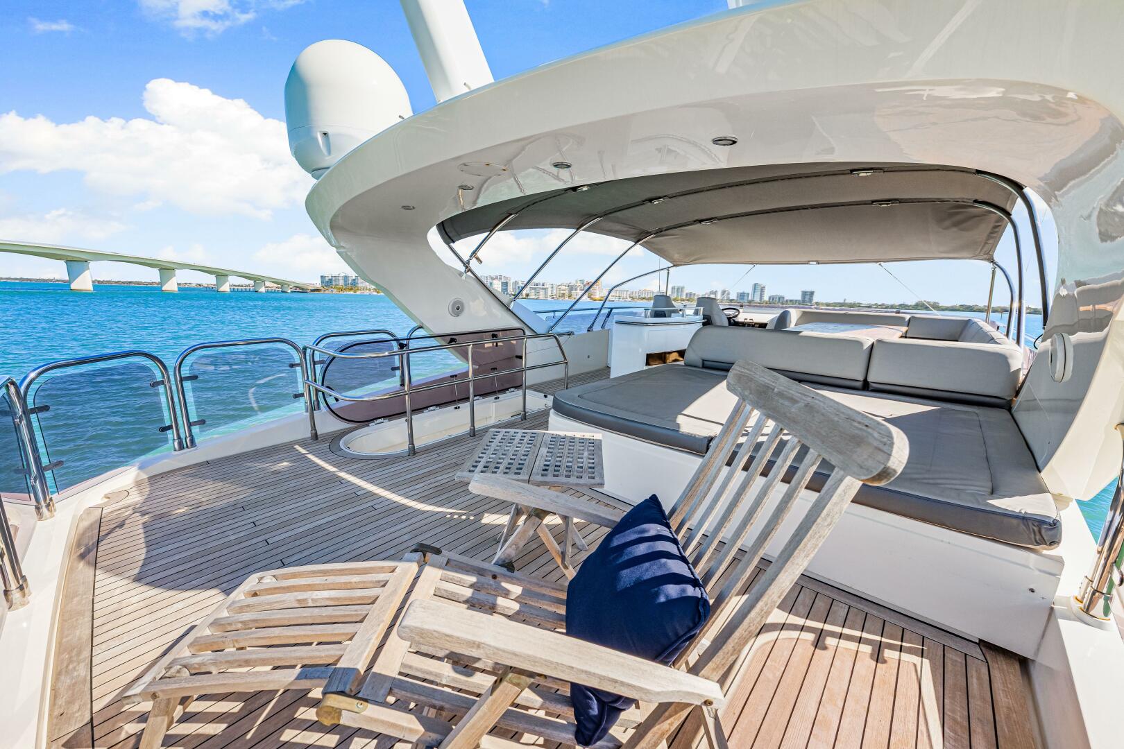 2014 Princess Y72 - Image 109