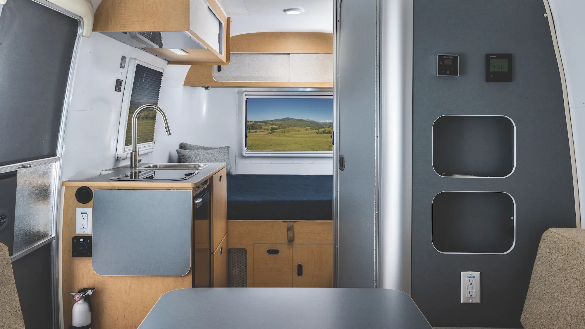 2027 Airstream World Traveler 17Rb - Image 3