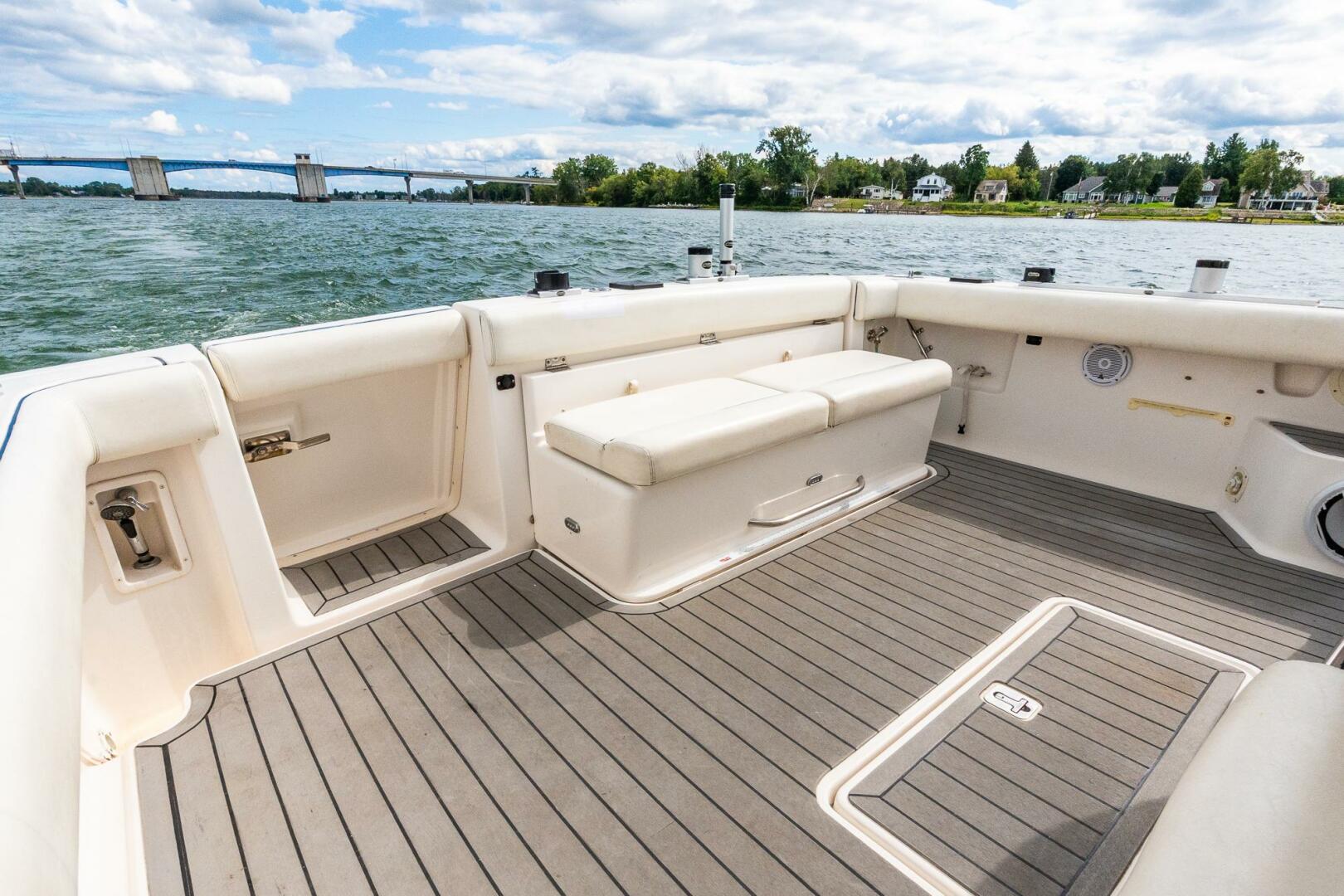 2002 Tiara Yachts 35 Open - Image 8