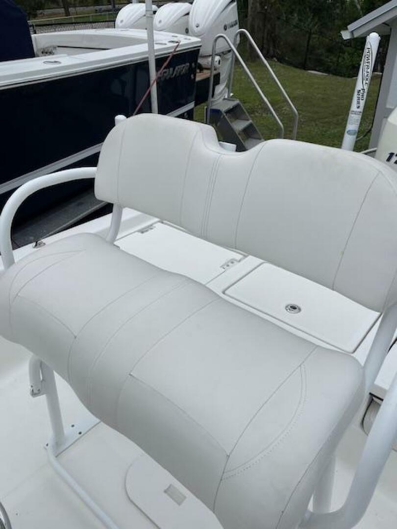2015 EPIC 22 Sport Console Base - Image 14