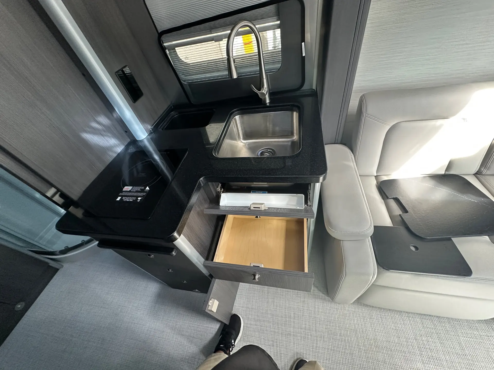 2026 Airstream Atlas - Image 15