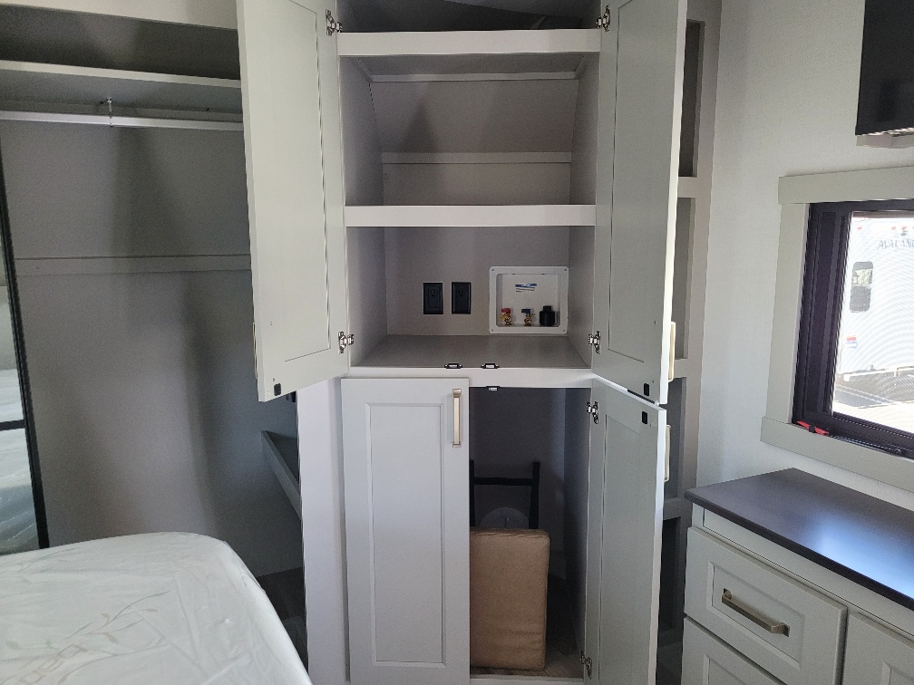 2026 Brinkley RV Model Gx 4000X - Image 23