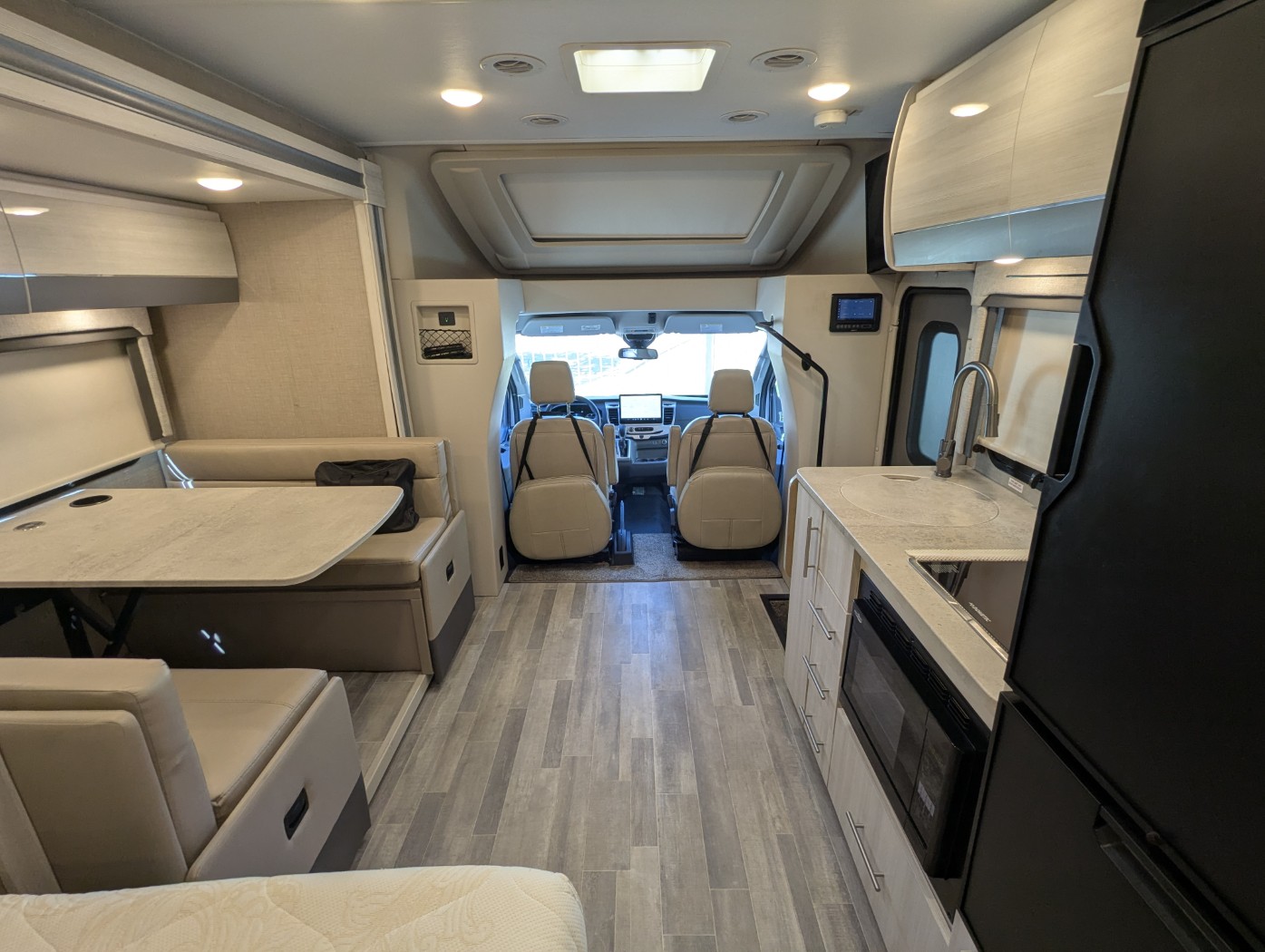 2023 Thor Motor Coach Gemini RUV 23TW - Image 23