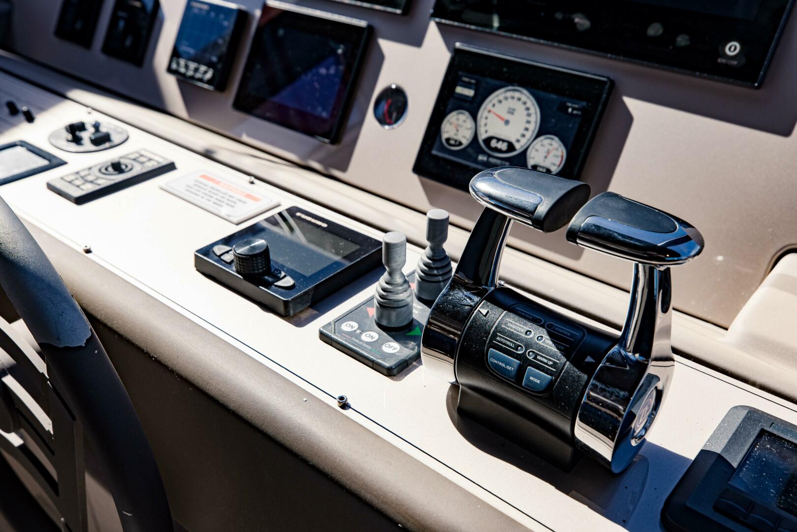 2017 Ferretti Yachts 750 - Image 71