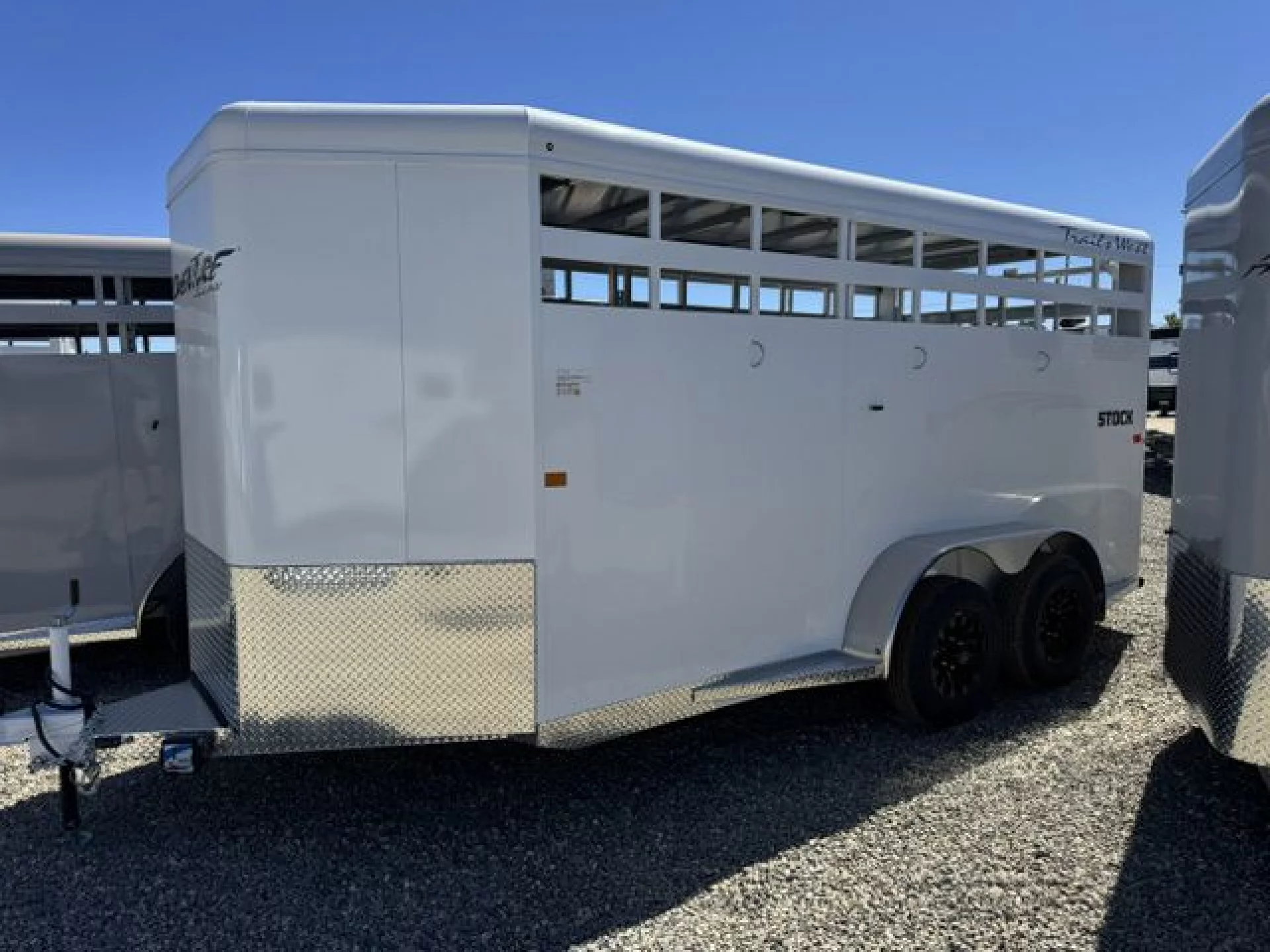 2027 TRAILS WEST ADVENTURE II 17' STOCK - Image 2