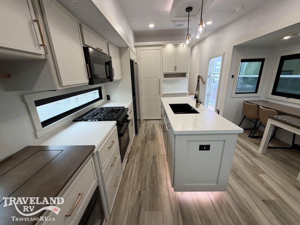 2027 Brinkley RV Model Z 3600 - Image 12