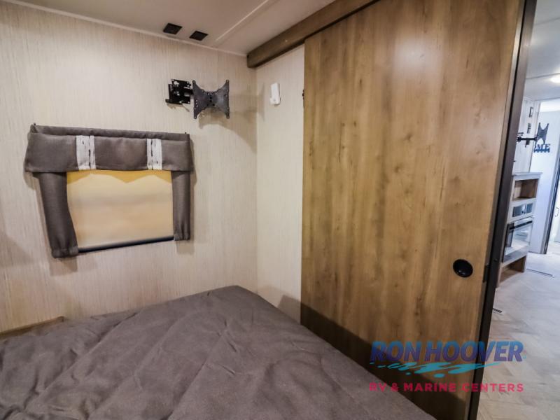 2023 PALOMINO 26RBSS - Image 27
