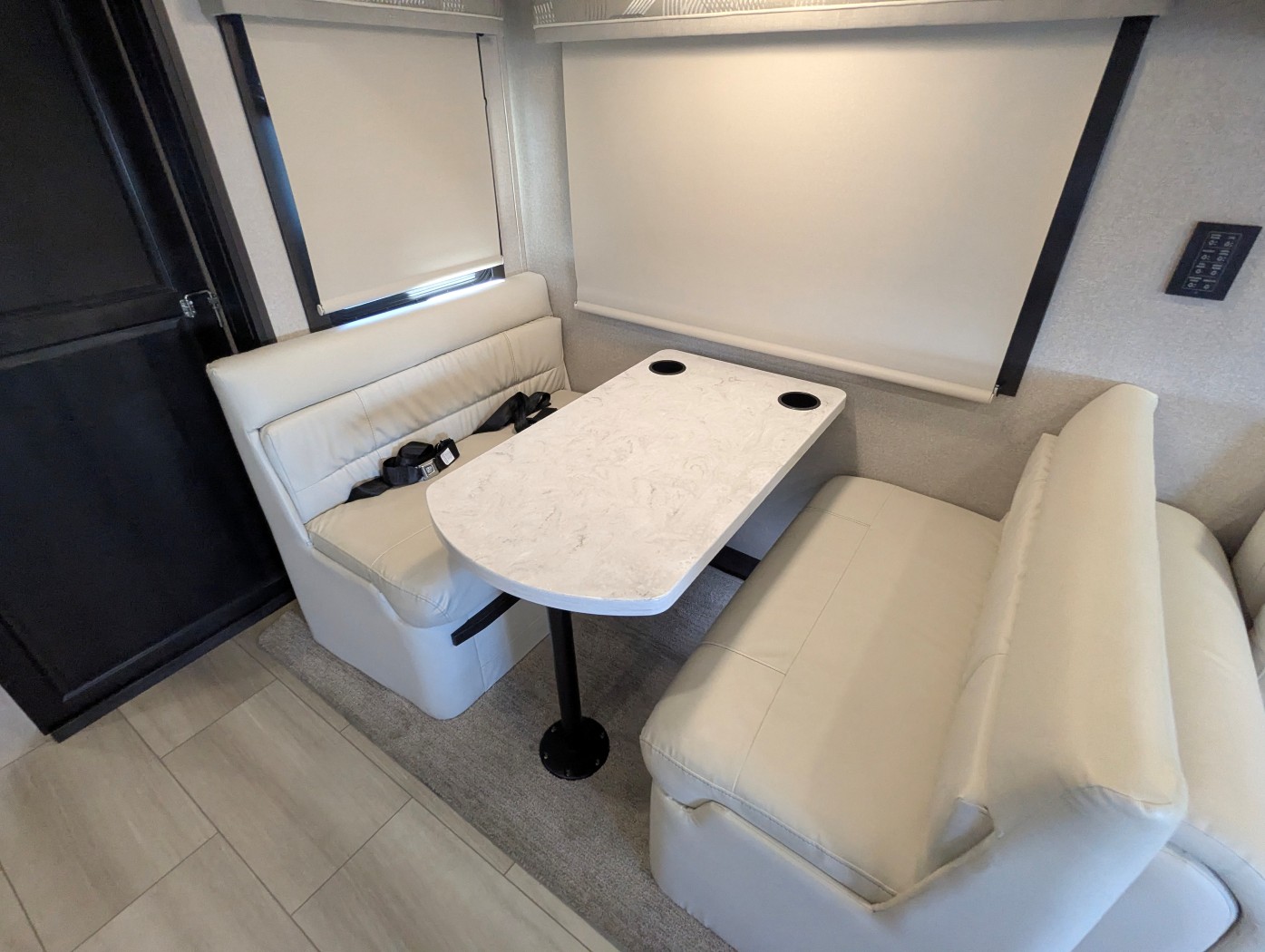 2022 Dynamax Corp DX3 34KD - Image 35