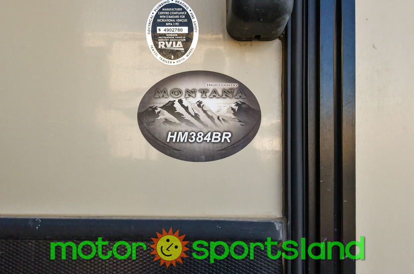 2018 Keystone Montana HM384BR - Image 12