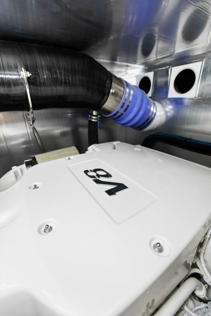 2021 Valder Yachts Power Cat - Image 26