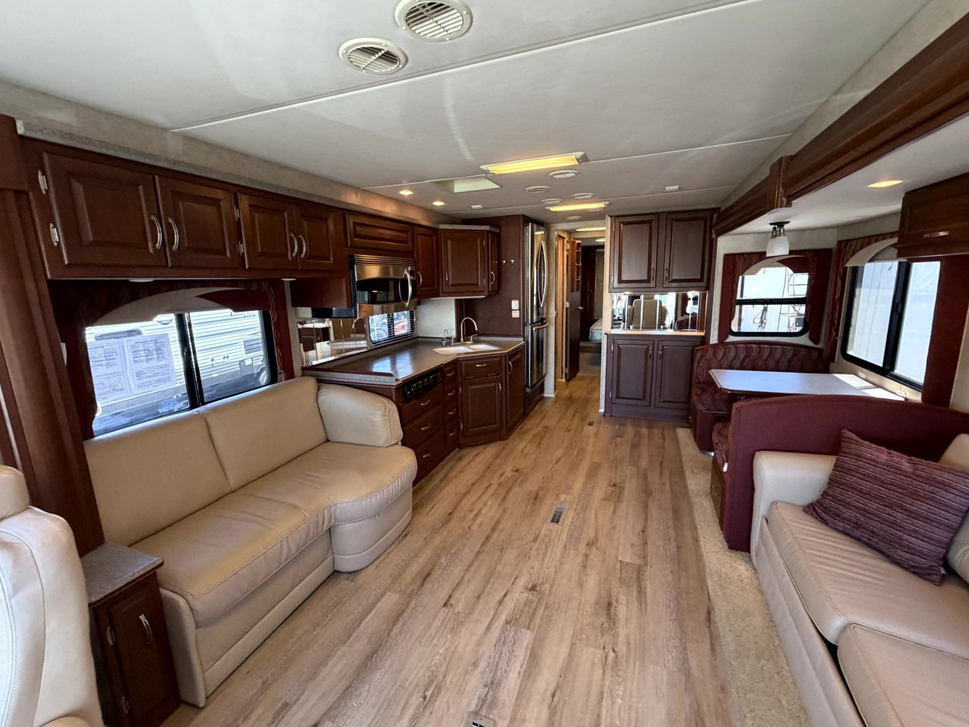 2007 Newmar Ventana 3933 - Image 21
