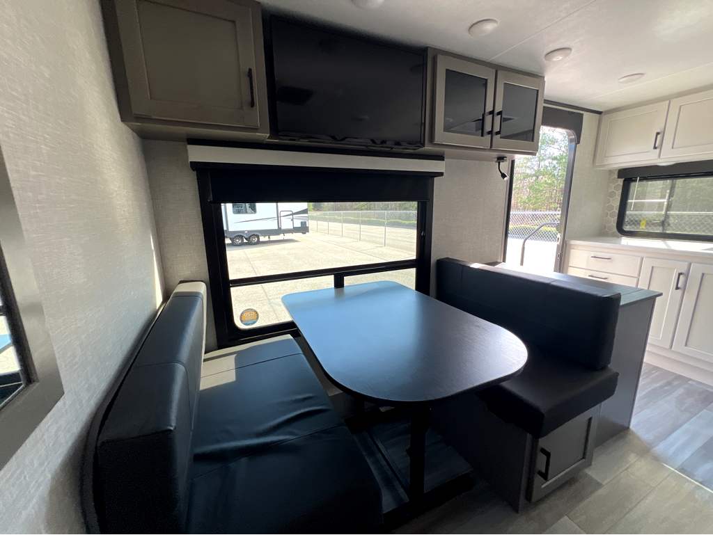2024 JAYCO JAY FEATHER 23RK - Image 7