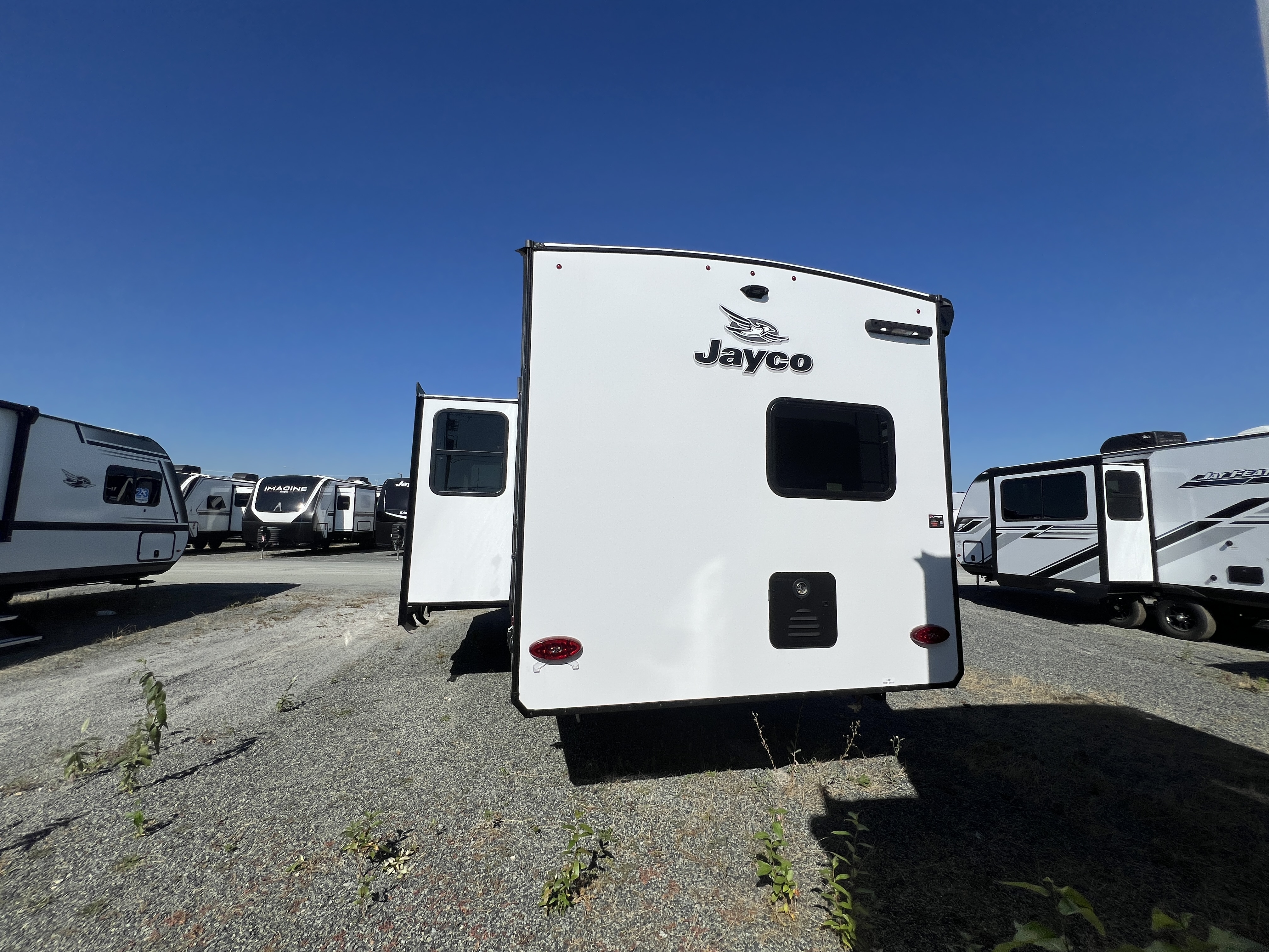 2026 JAYCO Jay Feather 26BHSL - Image 7