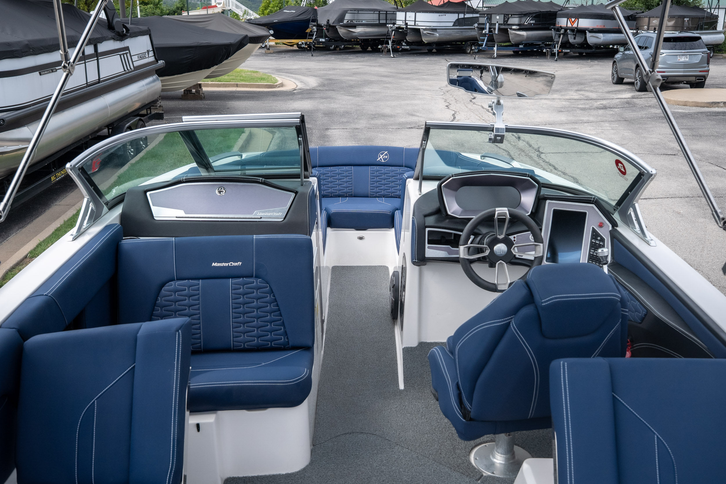 2021 MasterCraft X24 - Image 27