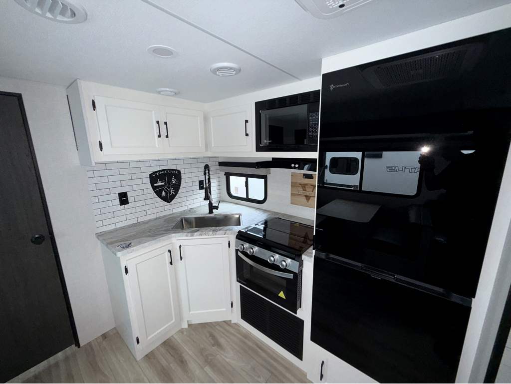 2026 VENTURE RV STRATUS 261VRB - Image 12