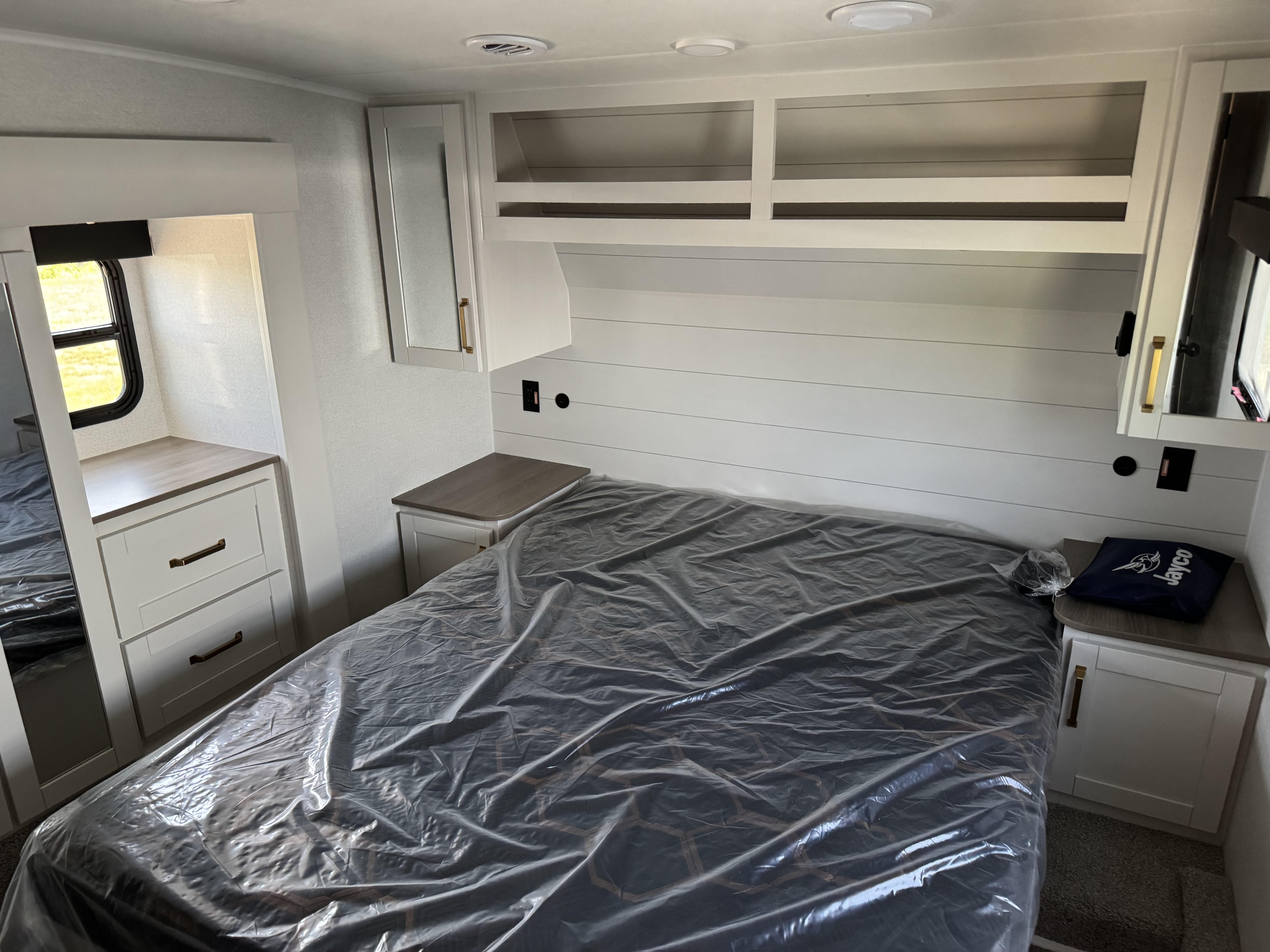 2027 JAYCO EAGLE SLE 24MLE - Image 21