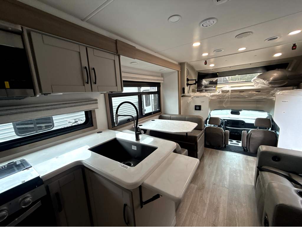 2027 JAYCO GREYHAWK XL 32U - Image 33