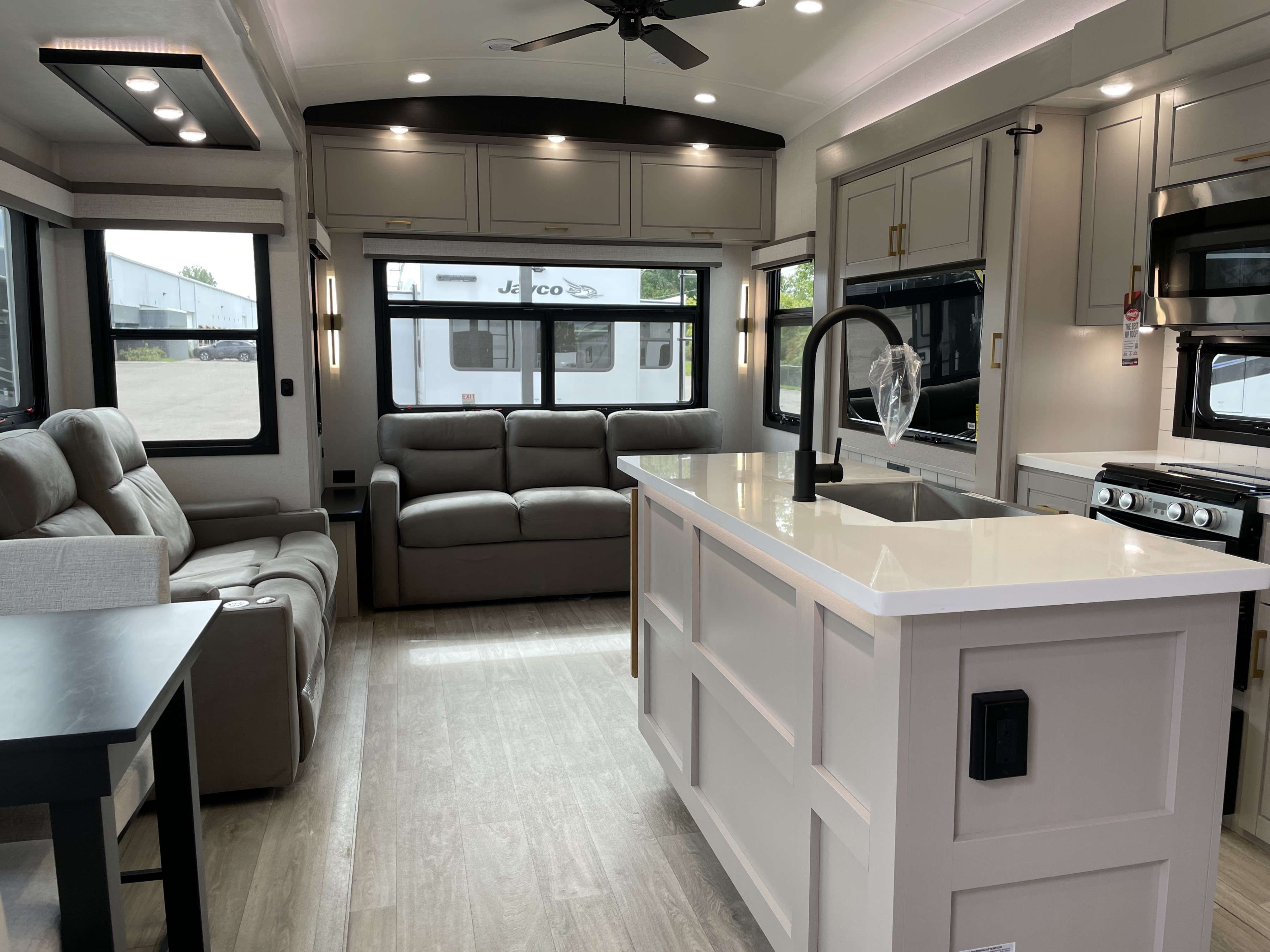 2027 Jayco North Point 361RLBH - Image 7