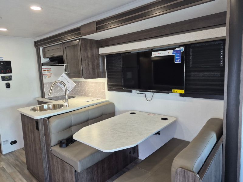2026 Entegra Coach Vision SE 27ASE - Image 8