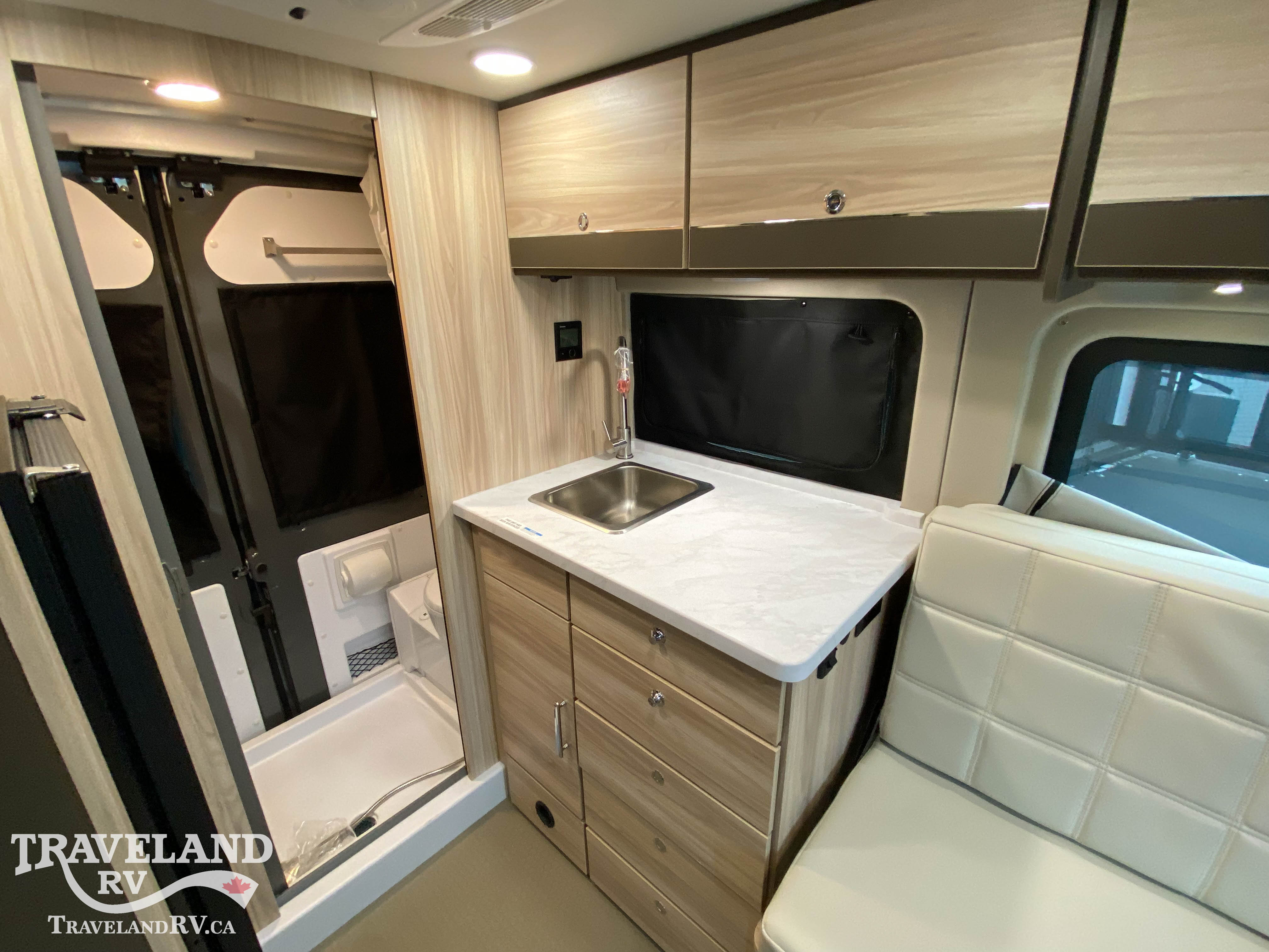 2027 Entegra Coach Arc 18C - Image 9
