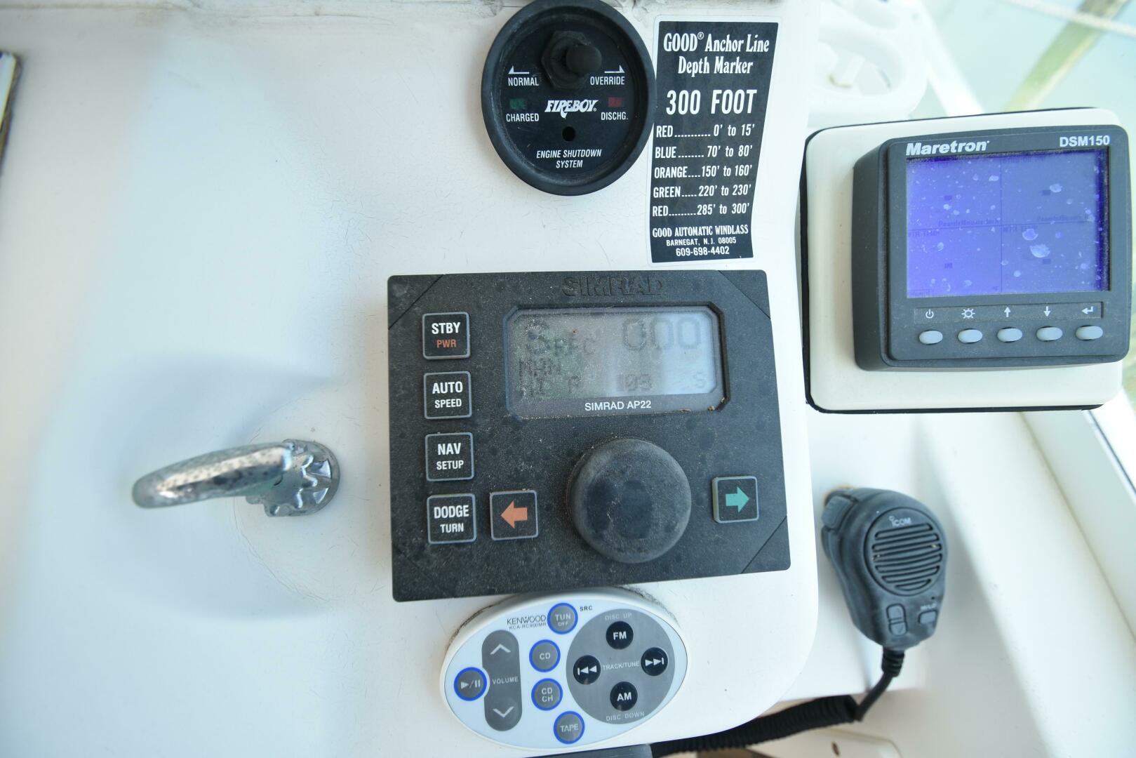 2001 Cabo 35 Express - Image 19