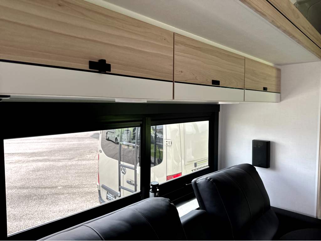 2027 JAYCO MELBOURNE PRESTIGE 25LP - Image 20