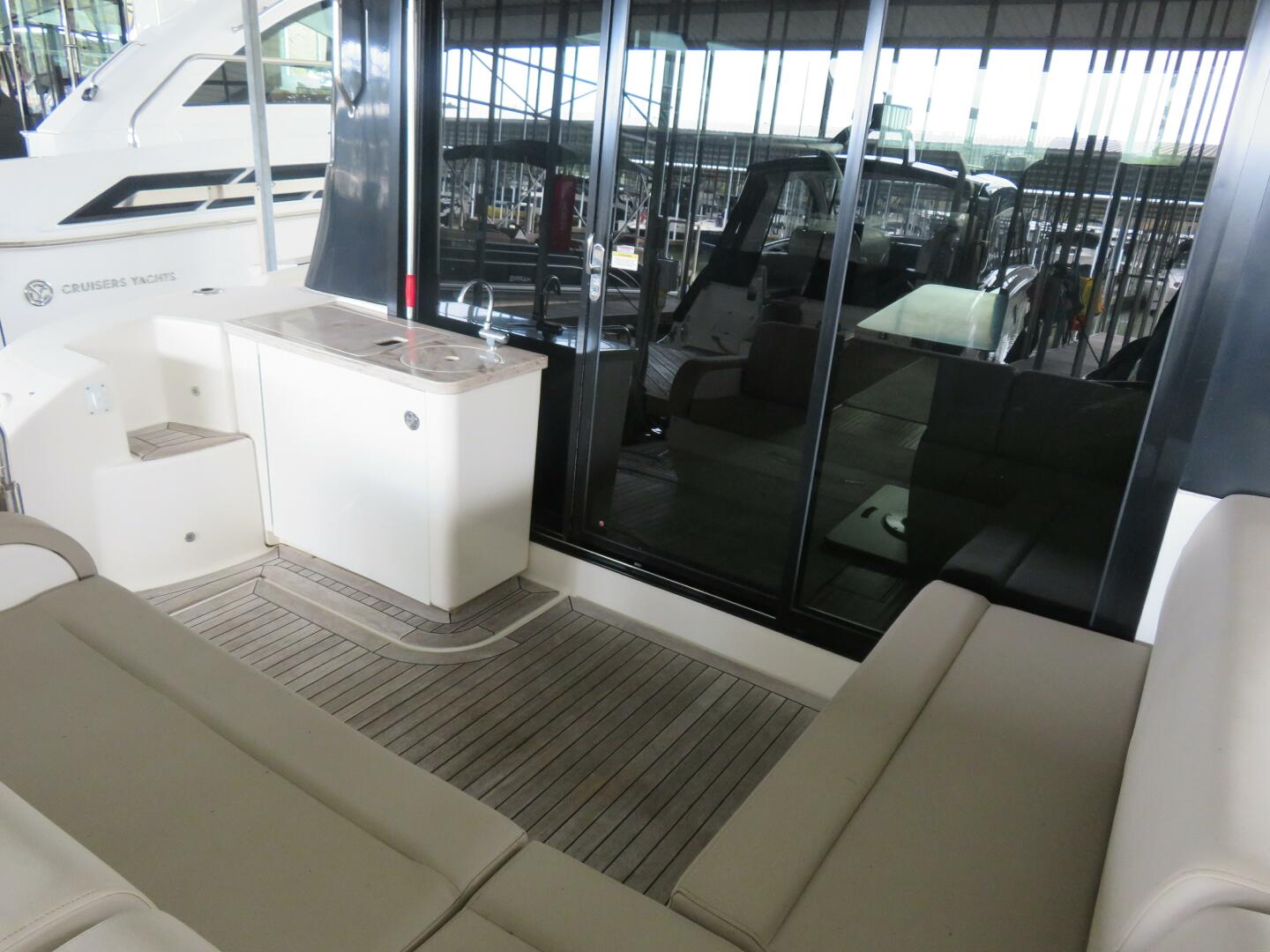 2015 Sea Ray - Image 7