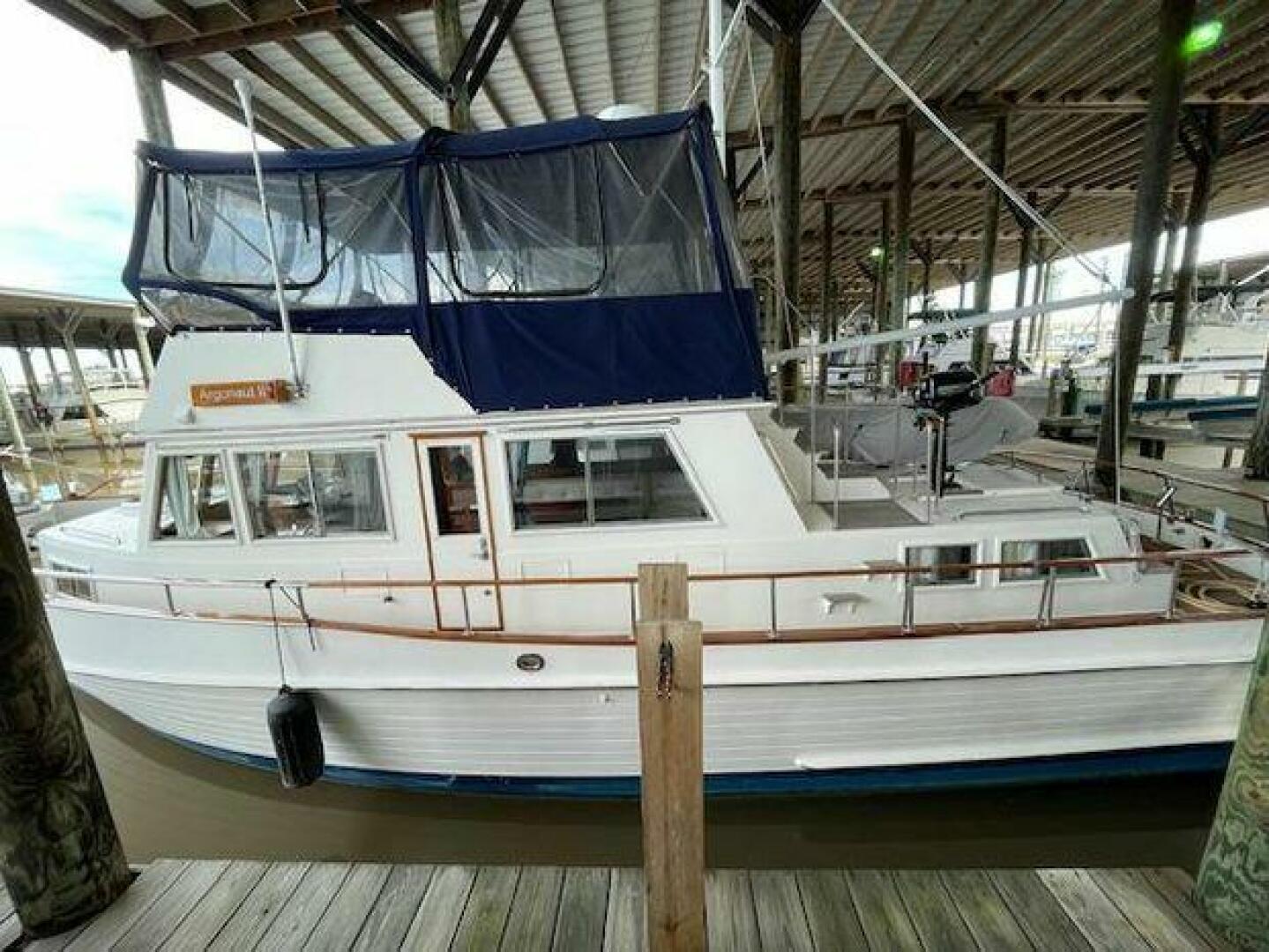 1990 Grand Banks 42 Classic - Image 1