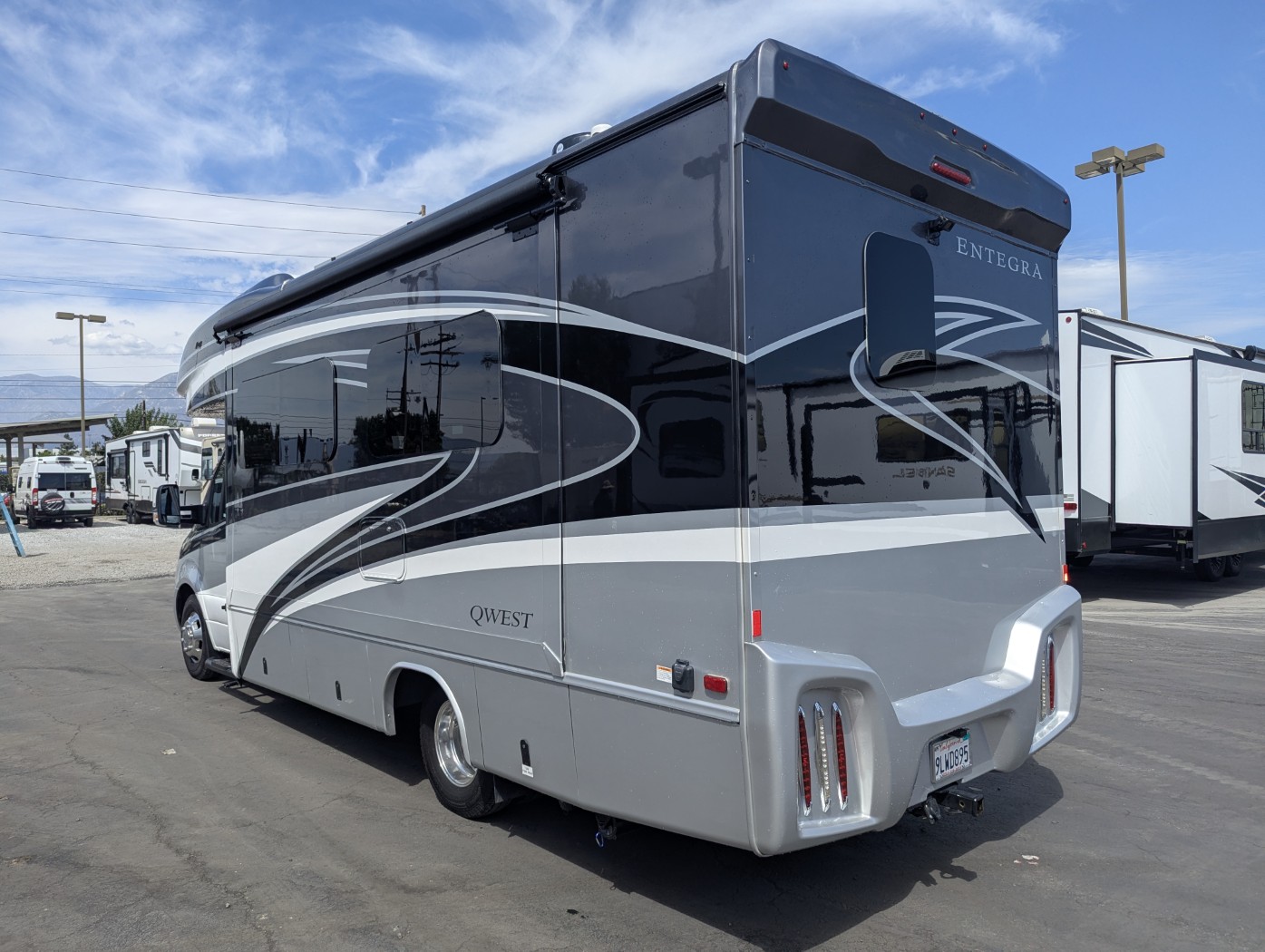 2024 Entegra Coach Qwest 24R - Image 7