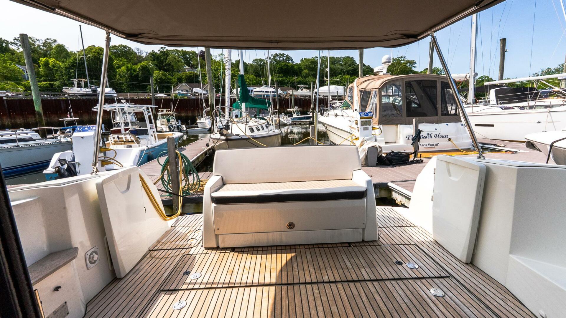 2018 Jeanneau NC 11 - Image 10