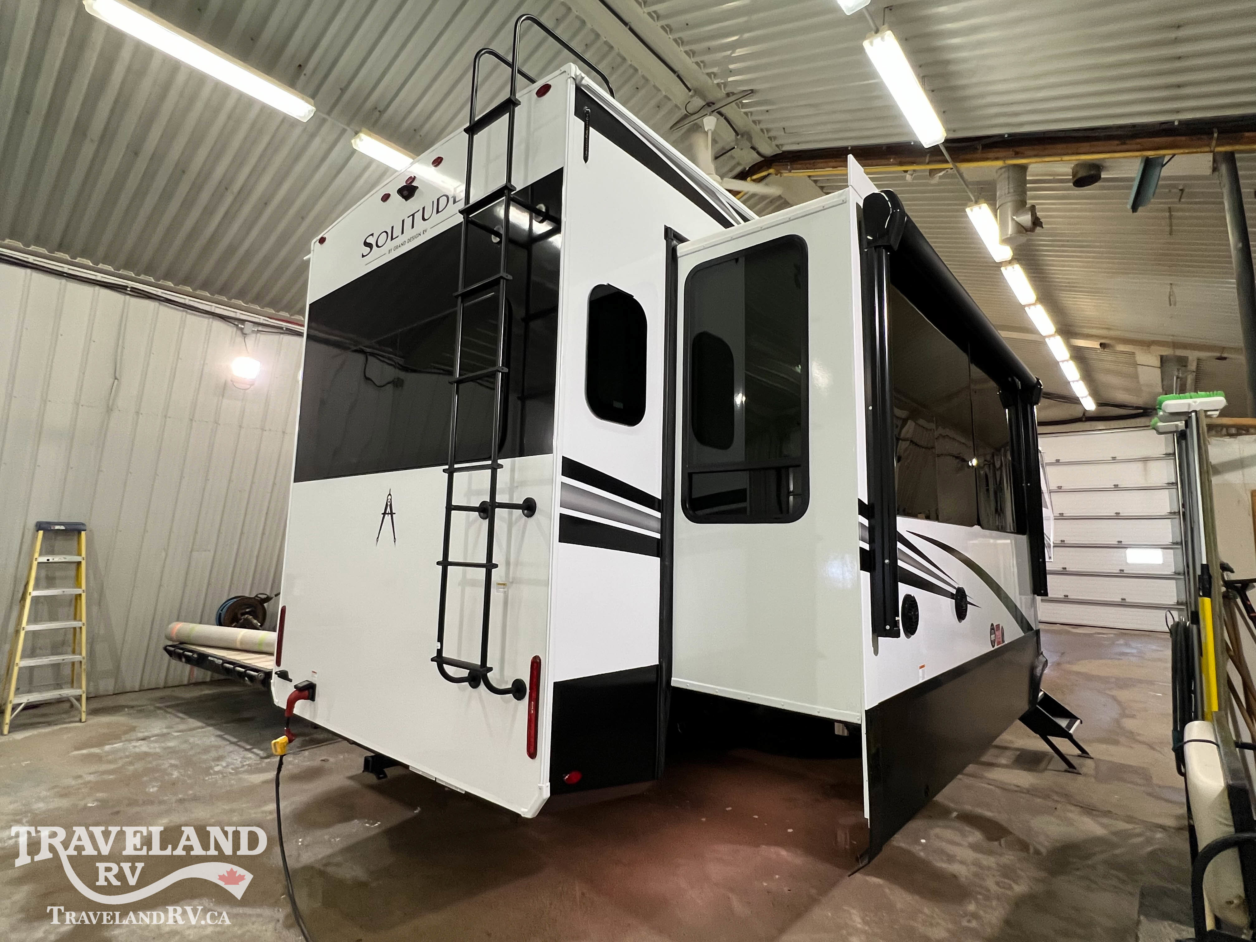 2026 Grand Design Solitude 388MBS - Image 11