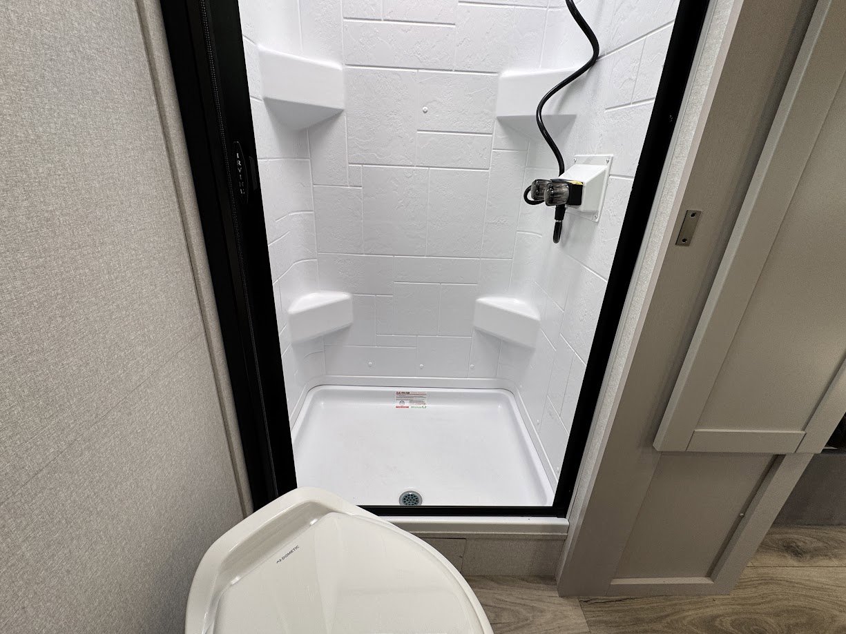 2026 JAYCO JAY FEATHER AIR 18FBS - Image 35