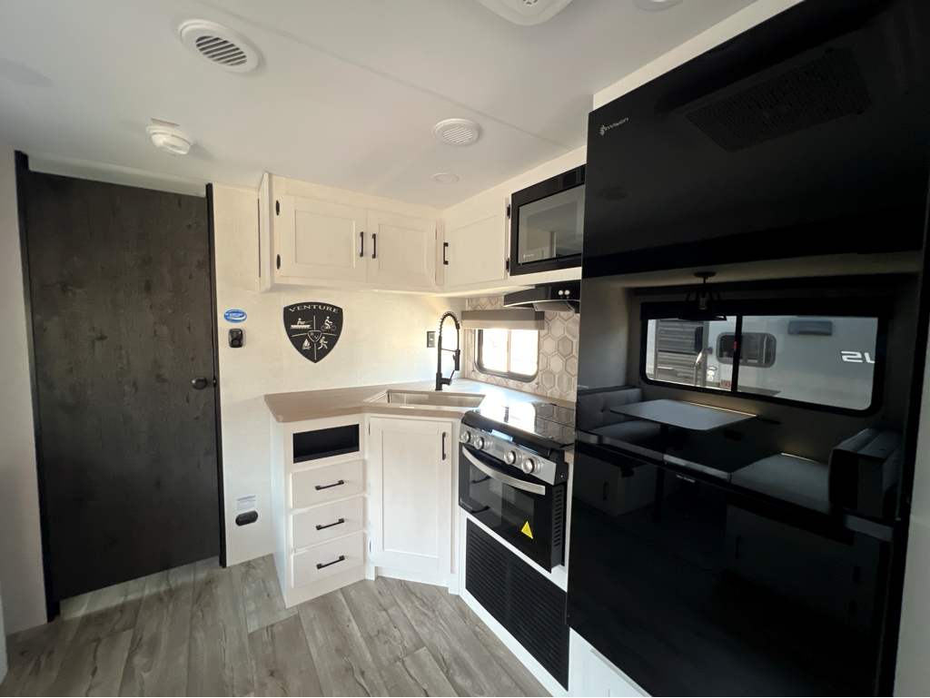 2026 VENTURE RV SIENNA 271VBH - Image 11