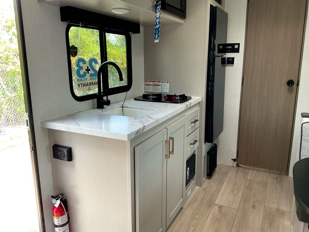 2027 Jayco Jay Feather Air SL 17BHSL - Image 23