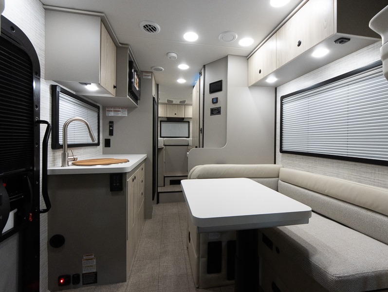 2025 Jayco Granite Ridge 22T - Image 10