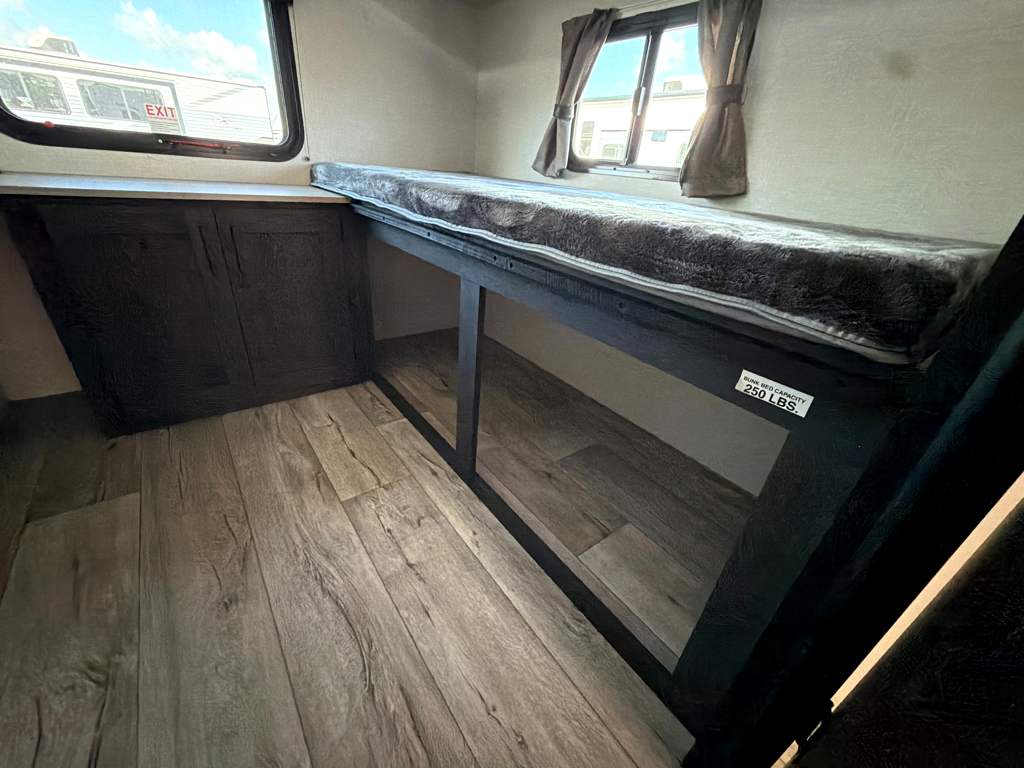 2026 VENTURE RV SIENNA 281VQB - Image 28