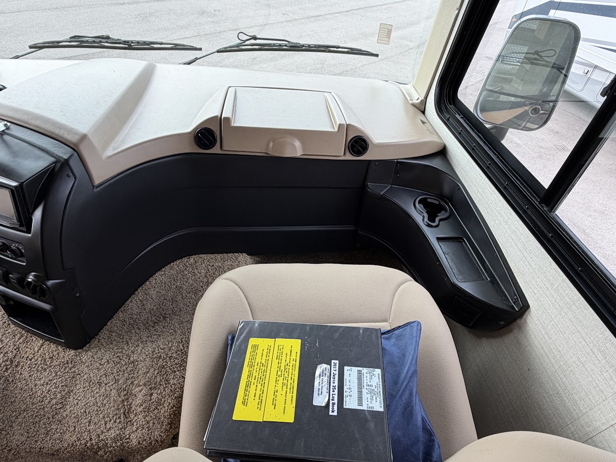 2017 JAYCO PRECEPT 35S - Image 8
