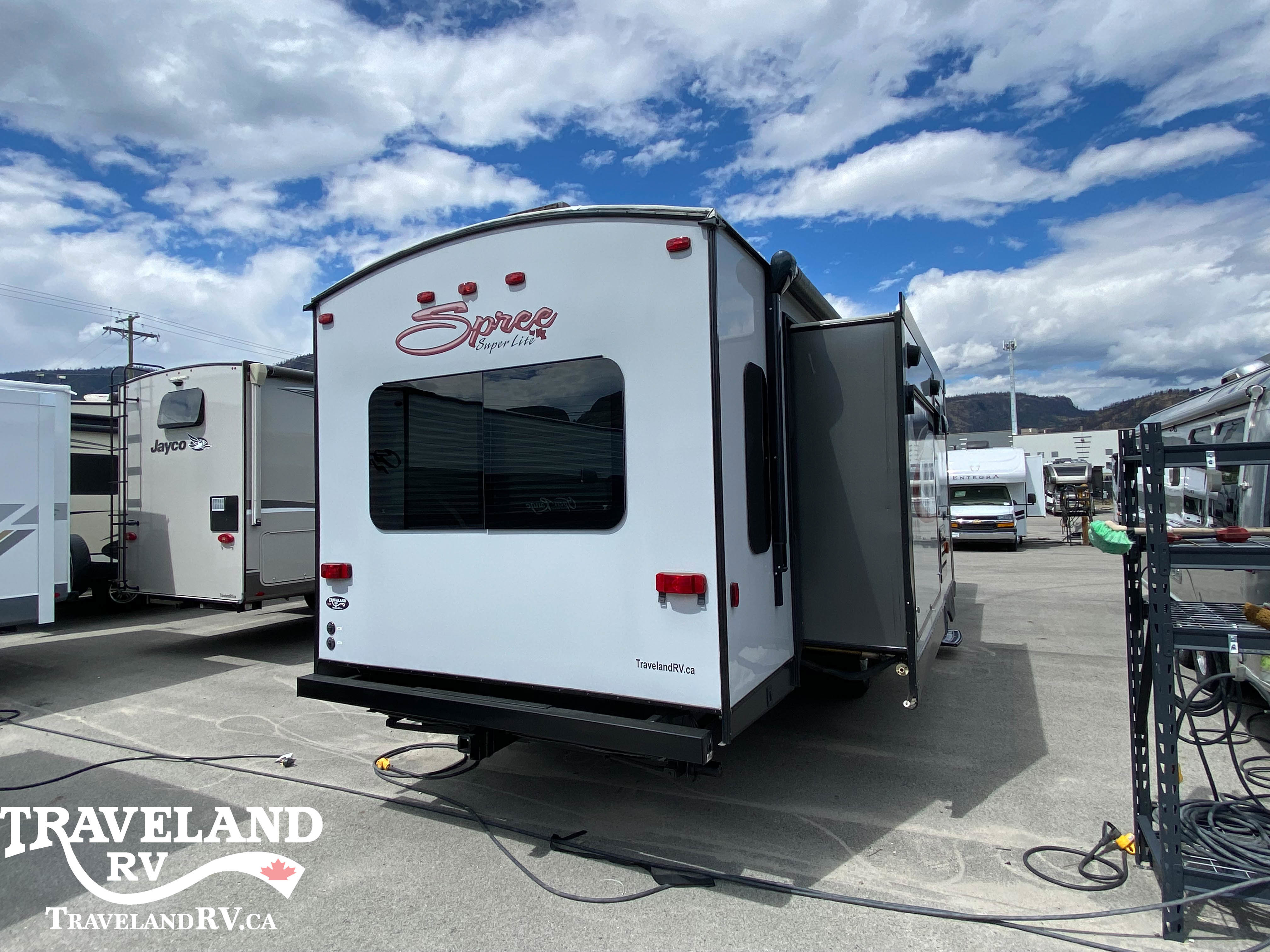 2015 KZ RV Spree 328IK - Image 4