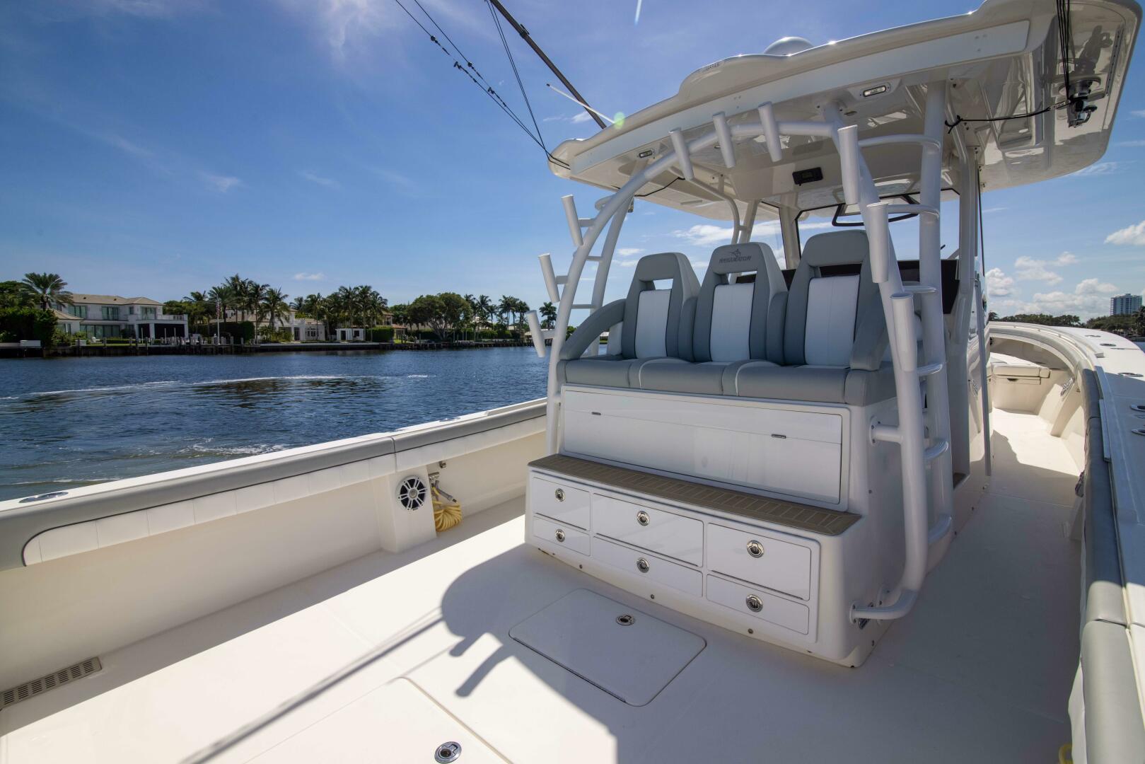 2021 Regulator 41 Center Console - Image 10