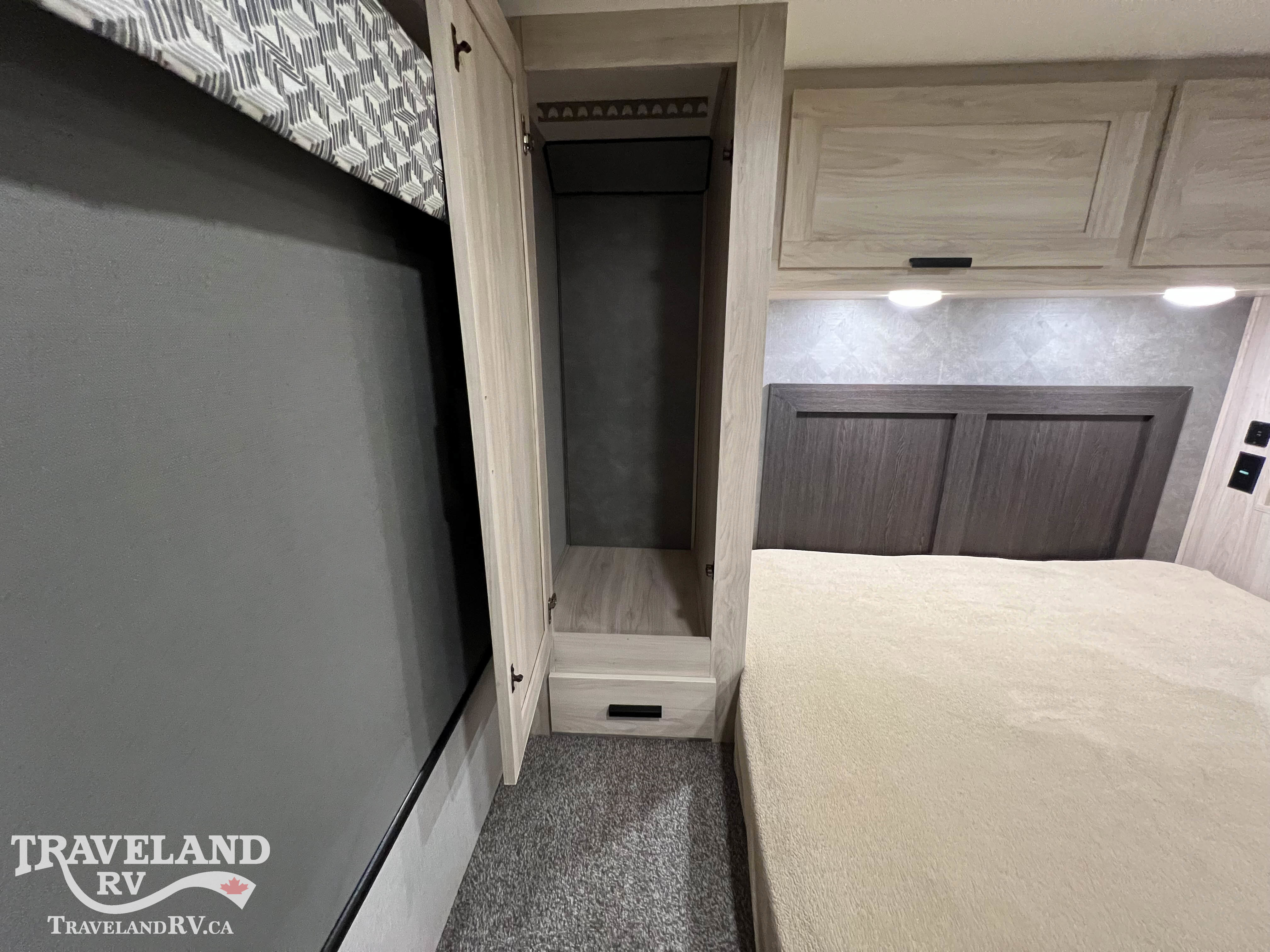 2023 Forest River FORESTER 2651CDW - Image 37