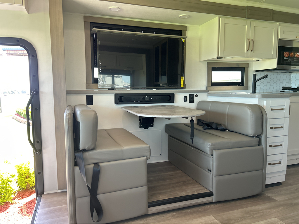 2027 JAYCO PRECEPT 36C - Image 10