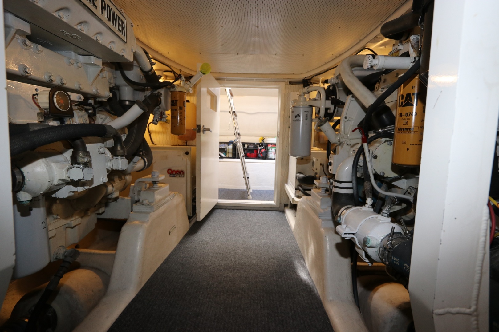 2005 Neptunus 56 Express - Image 54
