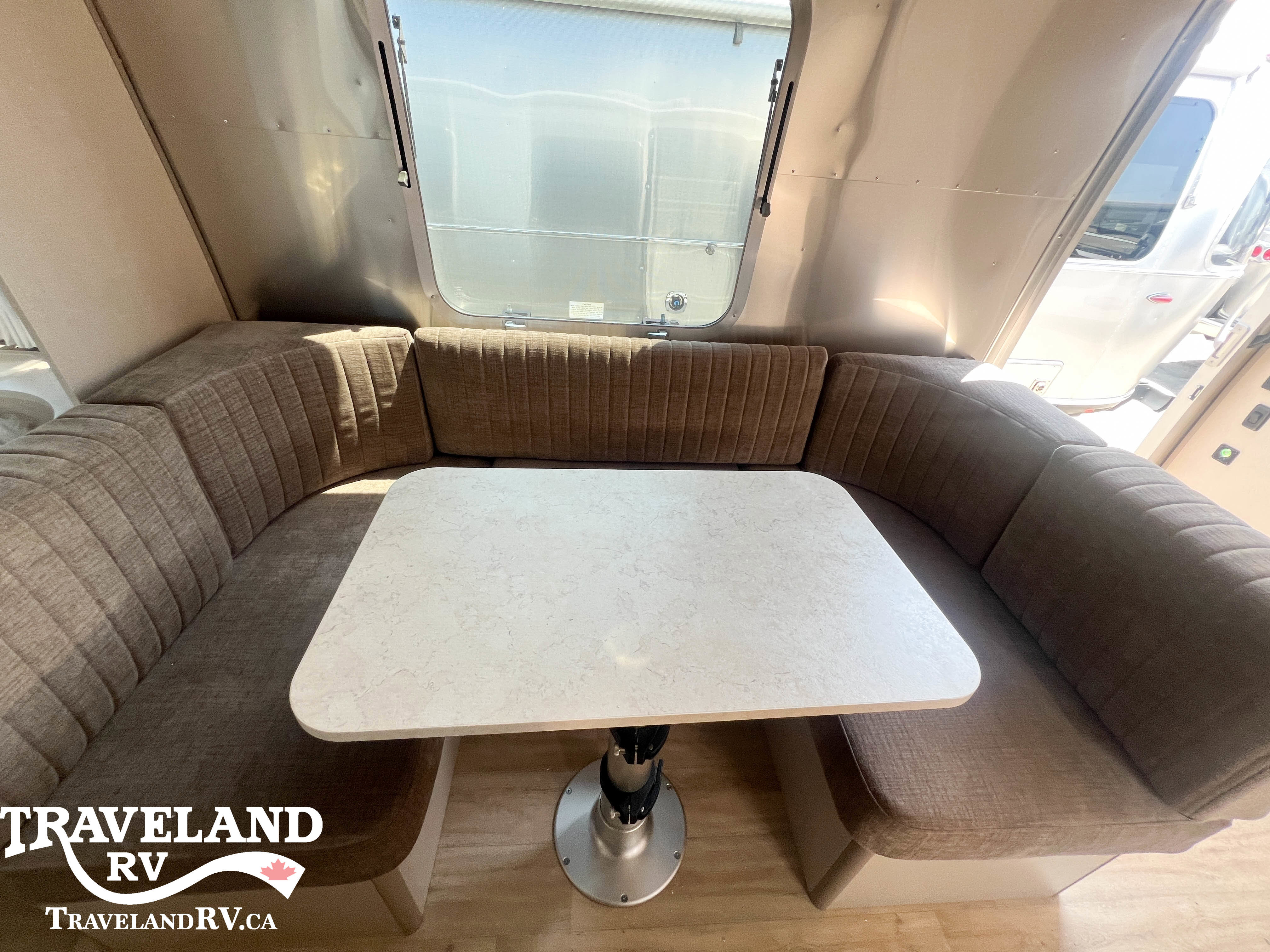 2025 Airstream Caravel 22FB - Image 17