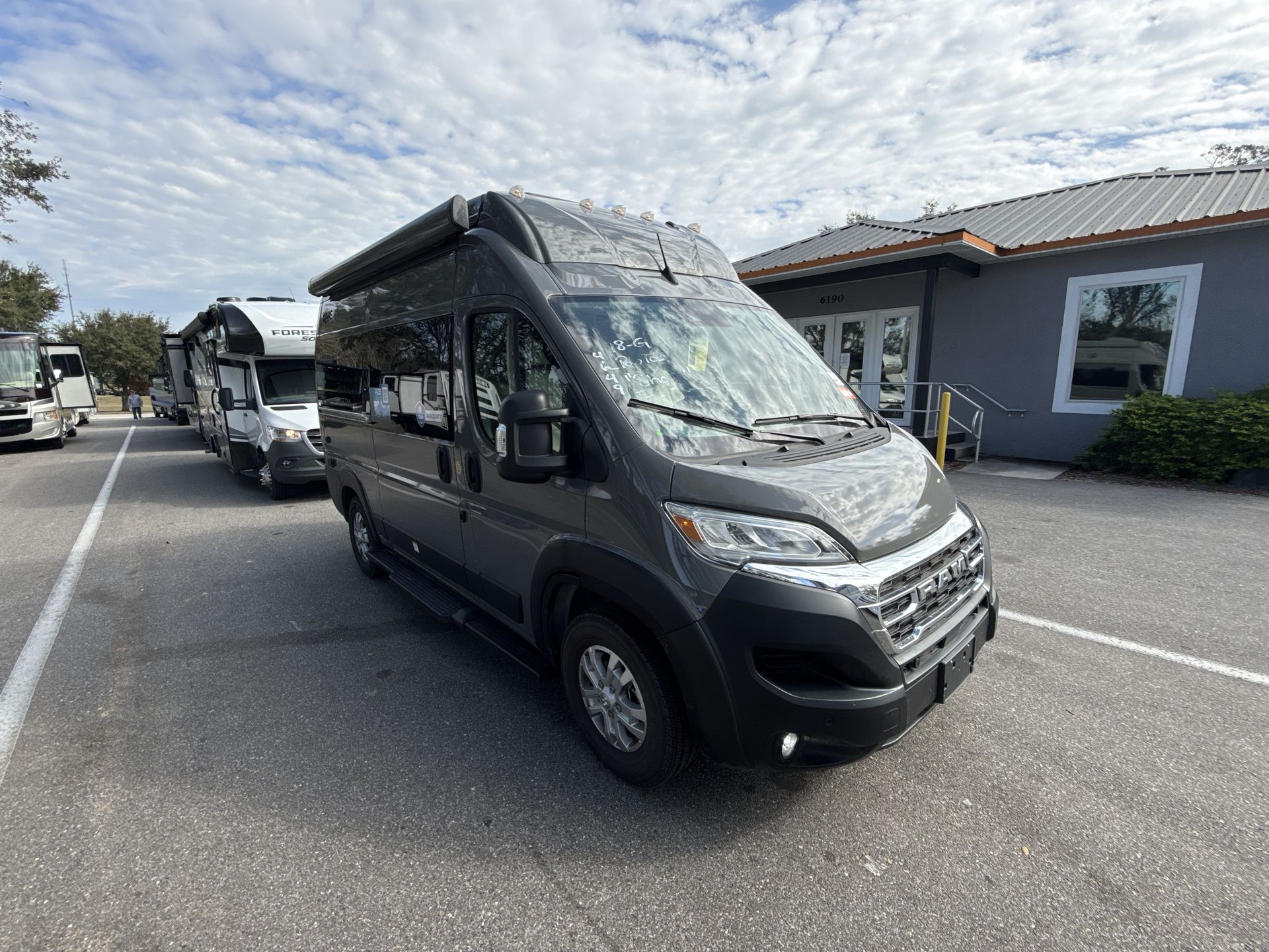 2025 Thor Motor Coach Rize