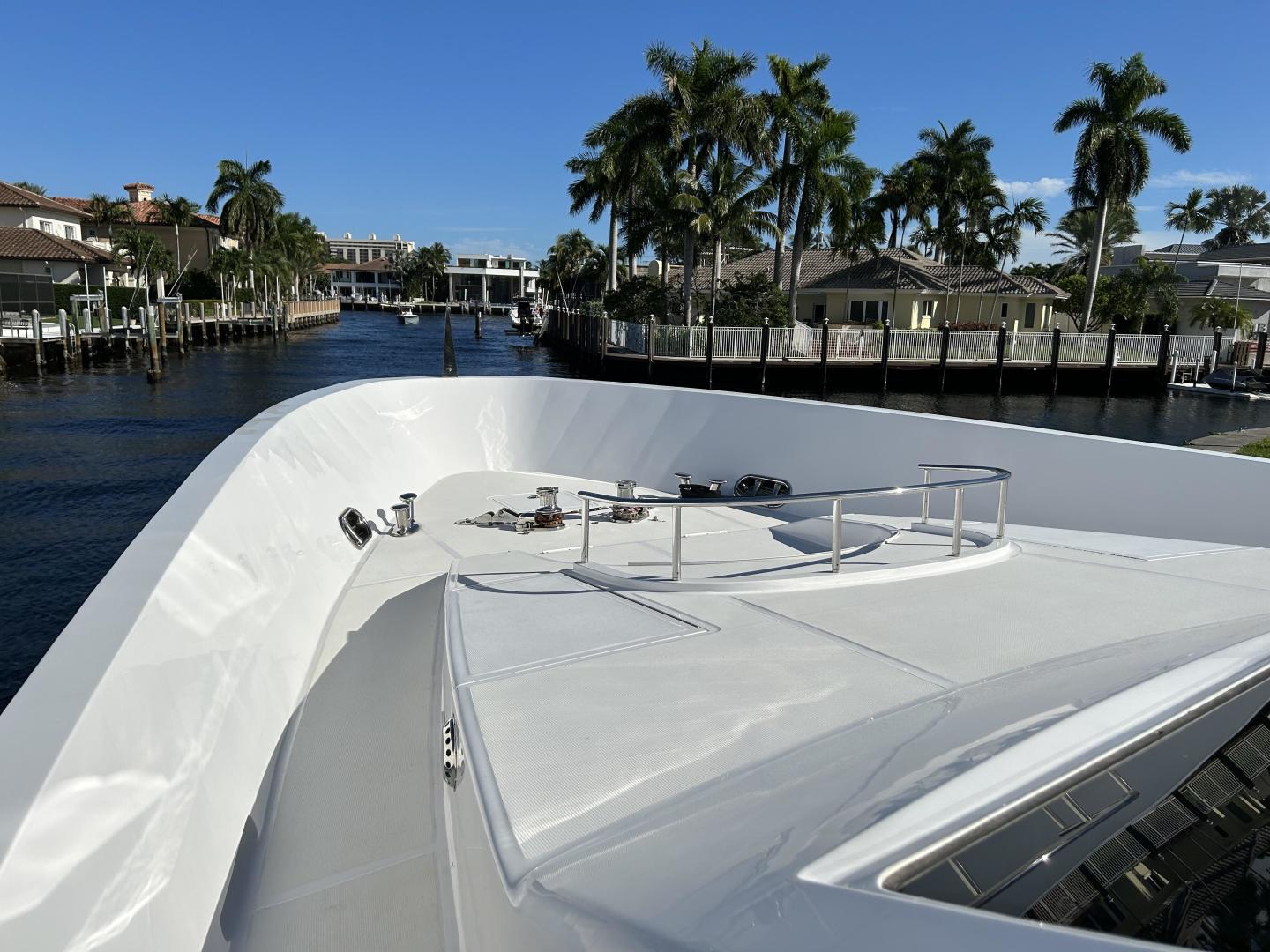2002 President 100 Motor Yacht - Image 29