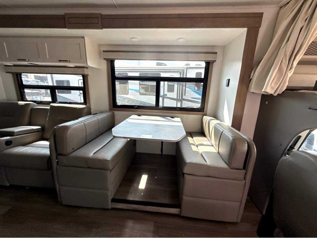 2027 JAYCO GREYHAWK 30Z - Image 9