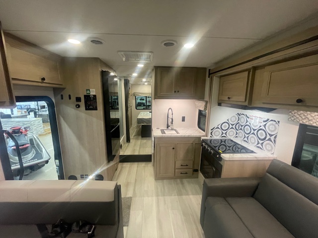 2026 SUNSEEKER 2860 DSF - Image 11